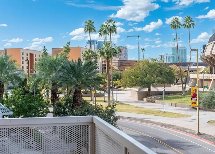 Relax On The Patio—tempe With Stadium Views Appartamento *