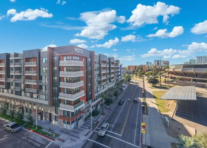 Relax On The Patio—tempe With Stadium Views Appartamento *